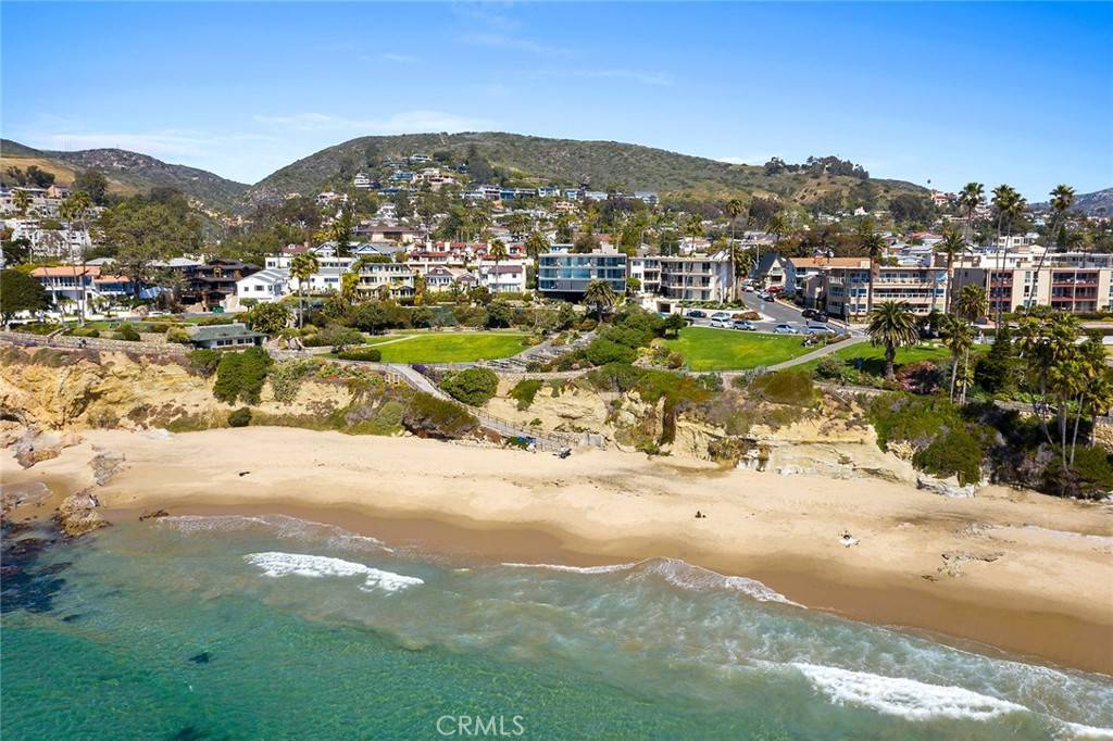 Laguna Beach, CA 92651,520 Cliff Dr #204