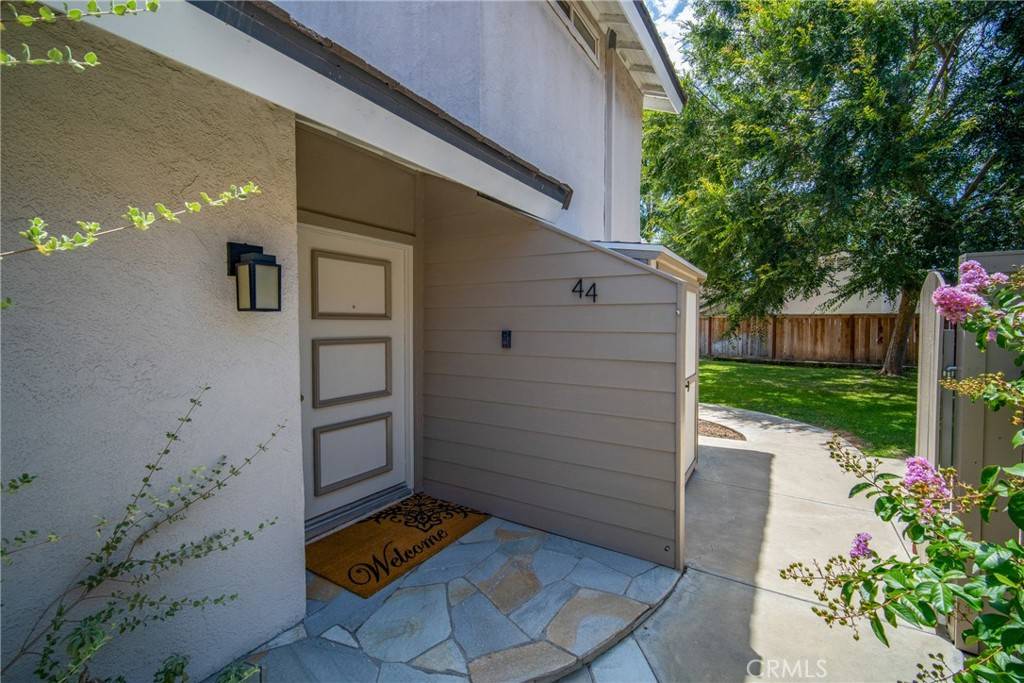 Irvine, CA 92604,44 MEADOWGRASS