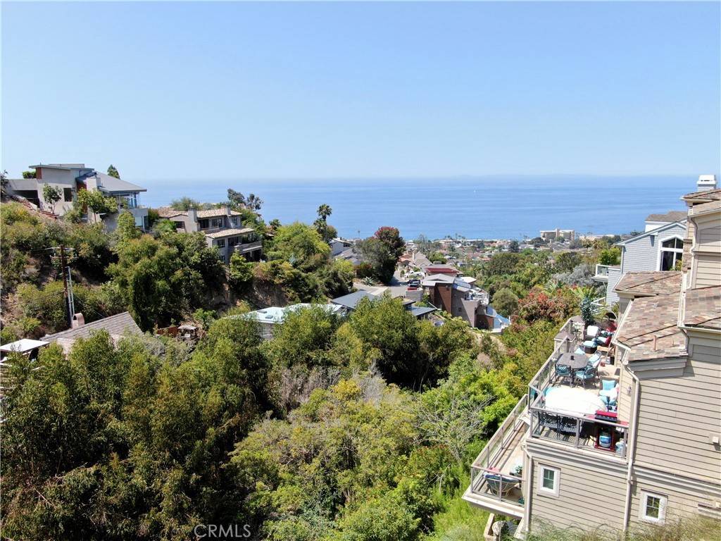 Laguna Beach, CA 92651,826 Diamond ST