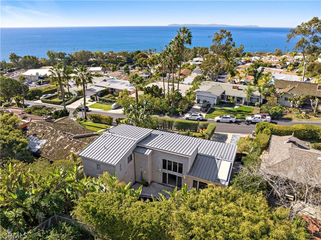 Laguna Beach, CA 92651,30692 Marilyn DR