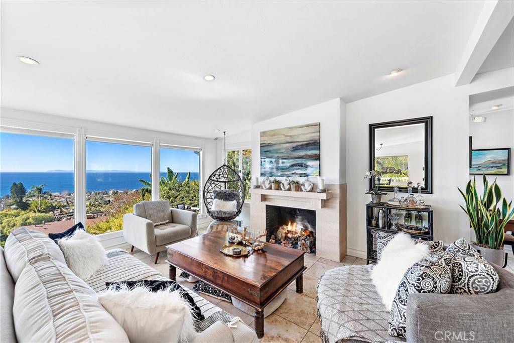 Laguna Beach, CA 92651,875 Coast View DR