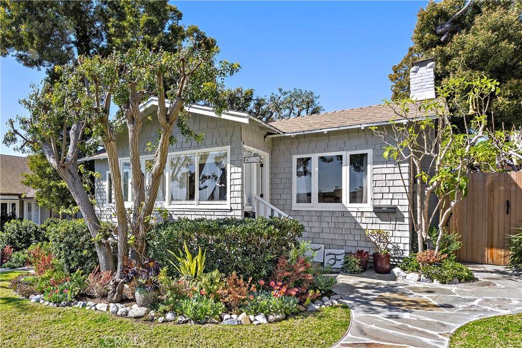 Laguna Beach, CA 92651,438 Holly ST