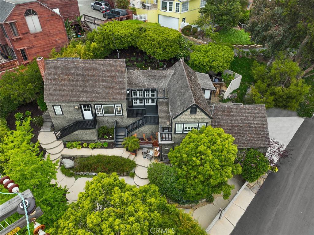 Laguna Beach, CA 92651,684 Glenneyre ST