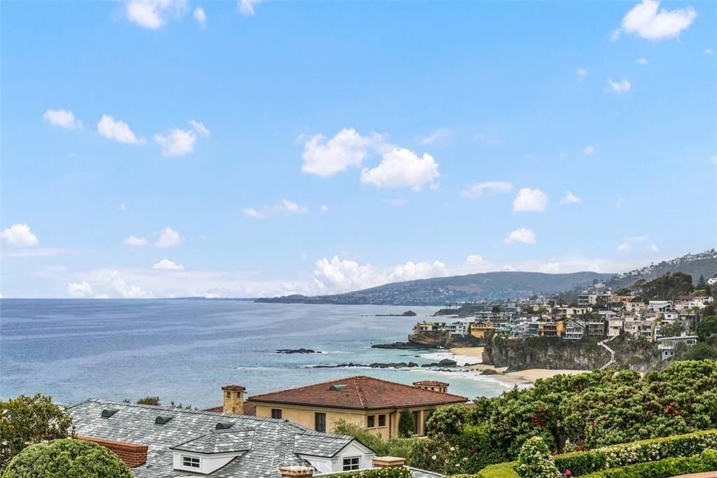 Laguna Beach, CA 92651,35 N La Senda