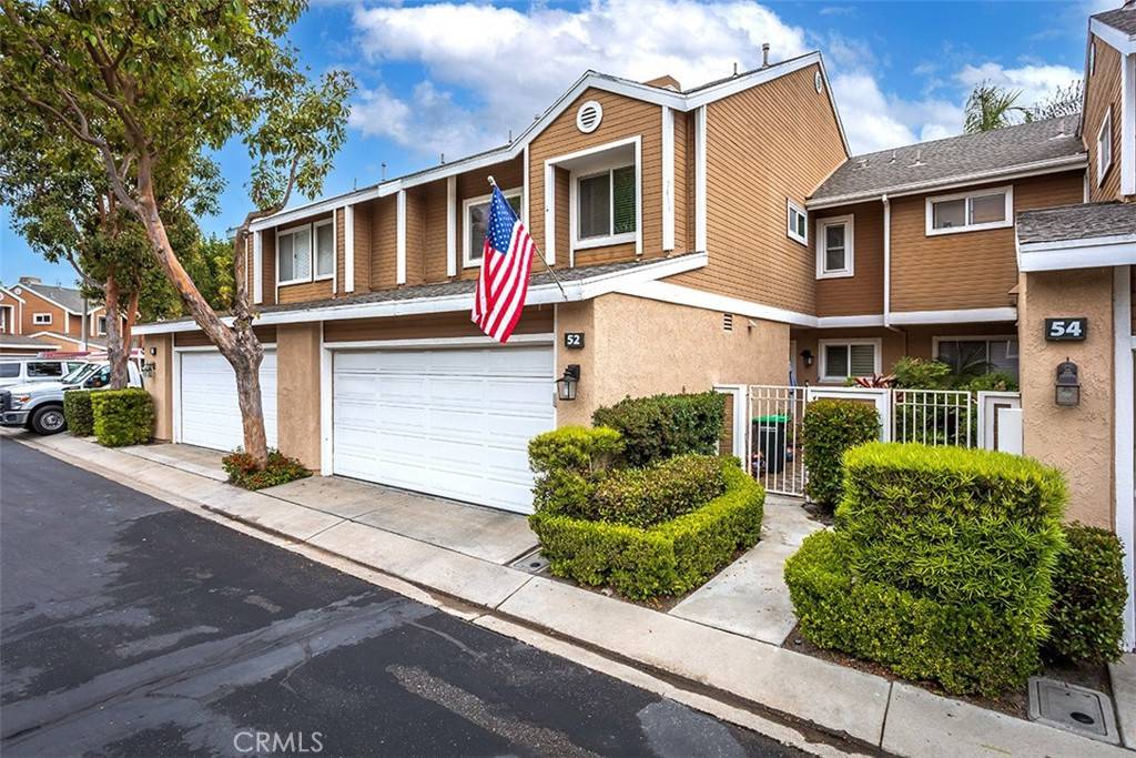 Aliso Viejo, CA 92656,52 Sandalwood #109