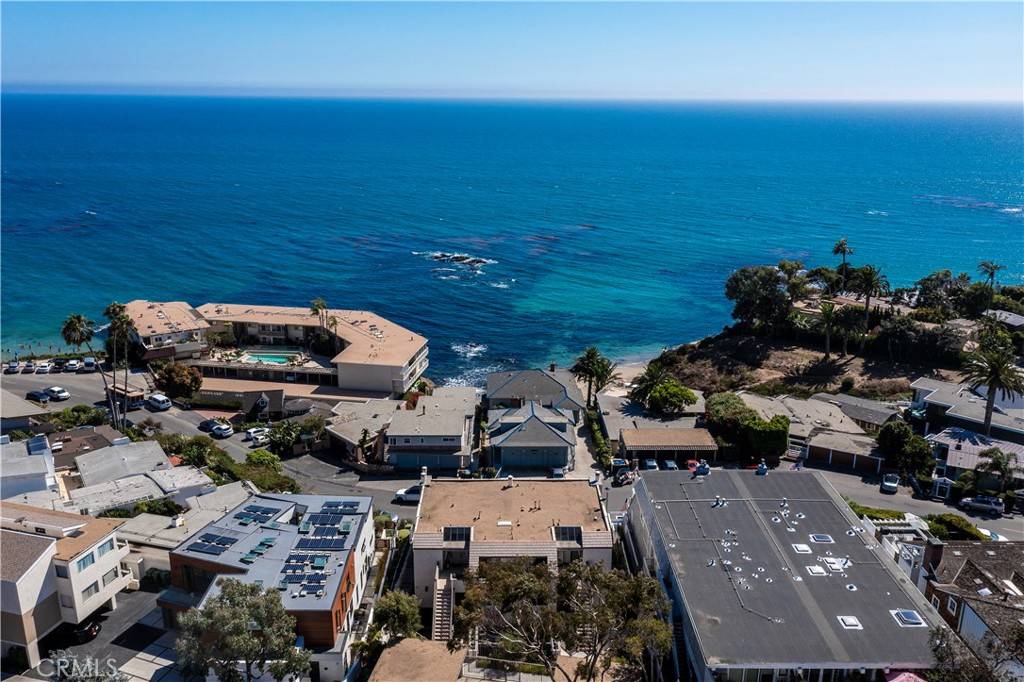 Laguna Beach, CA 92651,690 Cliff DR #R1