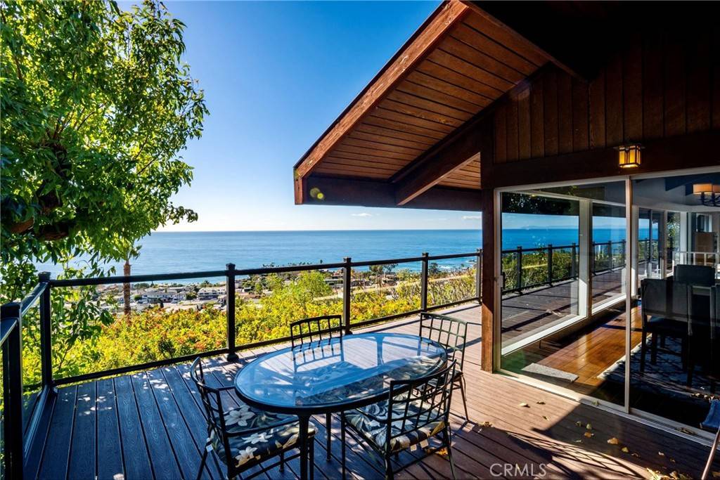 Laguna Beach, CA 92651,481 Dartmoor ST