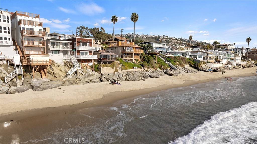 Laguna Beach, CA 92651,1073 Gaviota DR