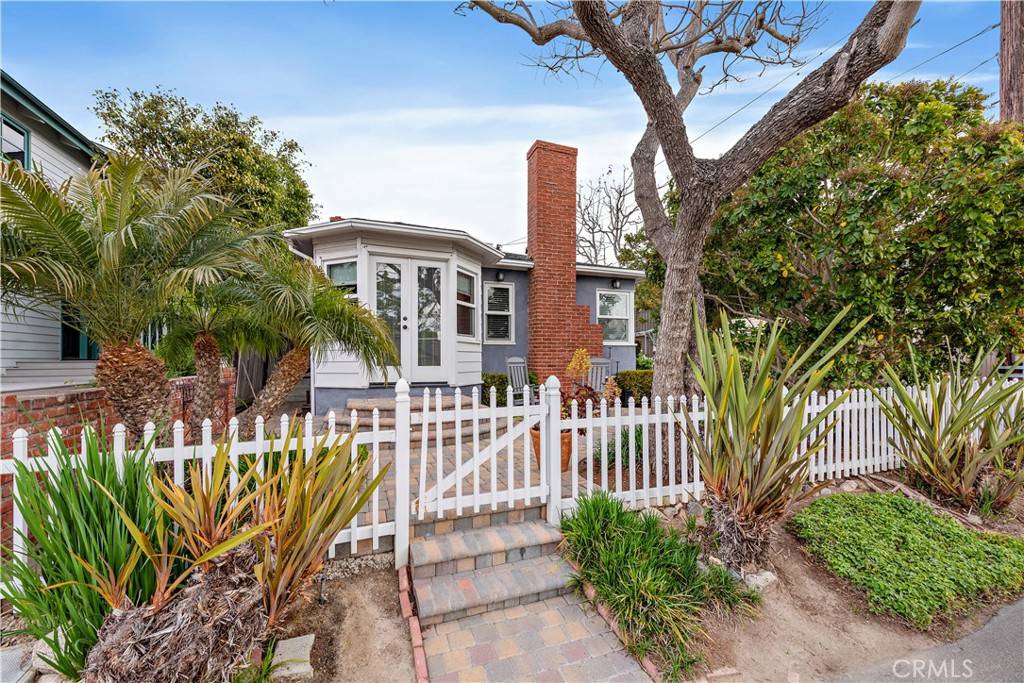 Laguna Beach, CA 92651,1466 Randall WAY