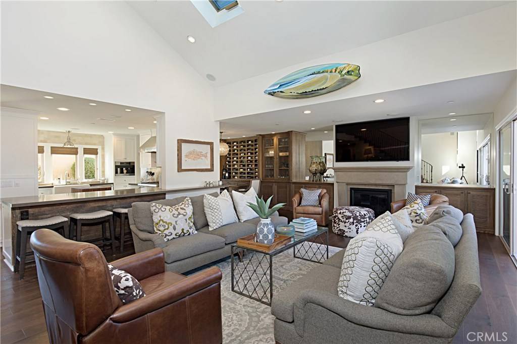 Dana Point, CA 92629,23711 Colima Bay