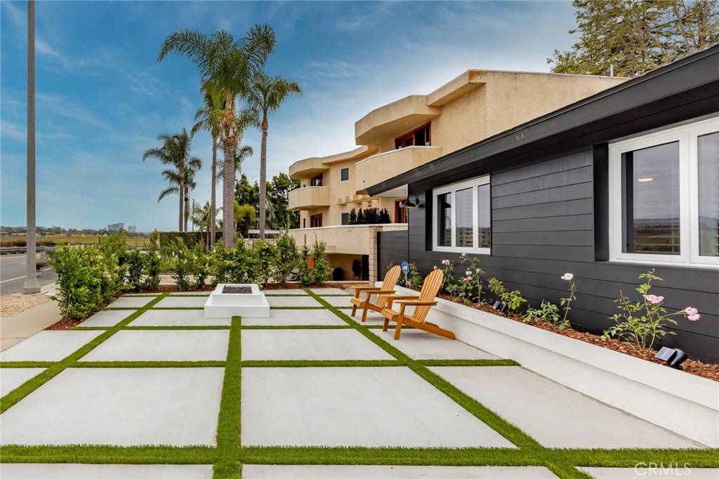 Newport Beach, CA 92660,2309 Irvine AVE