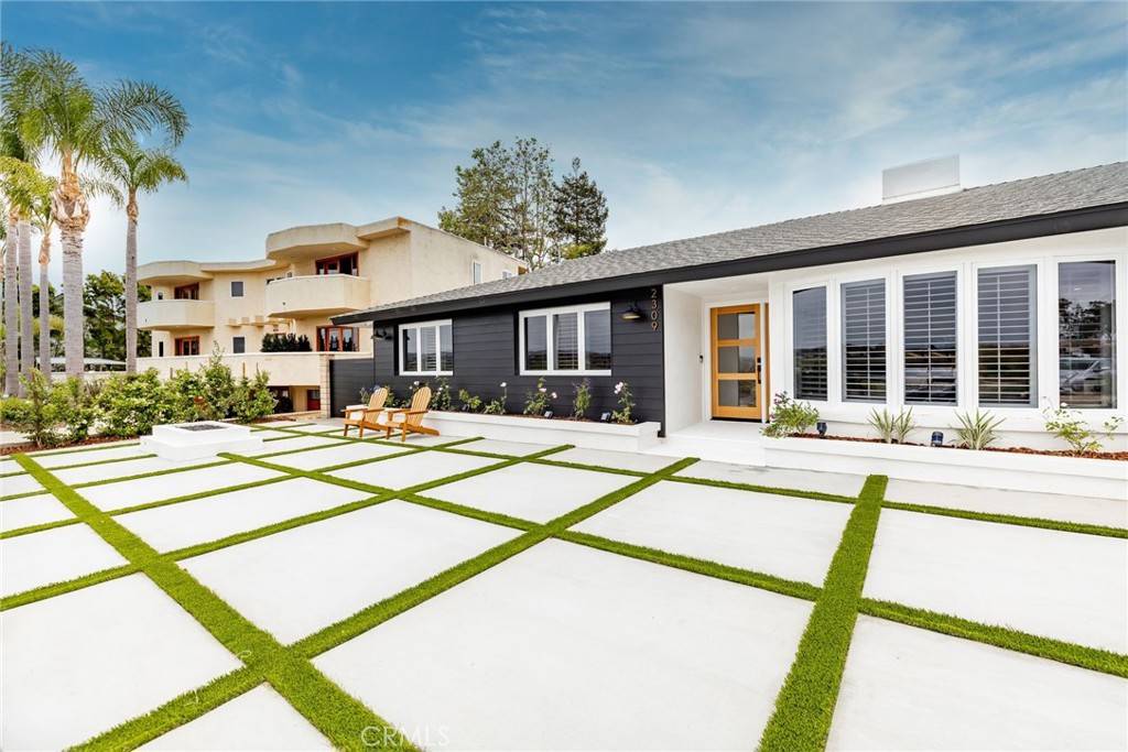Newport Beach, CA 92660,2309 Irvine AVE