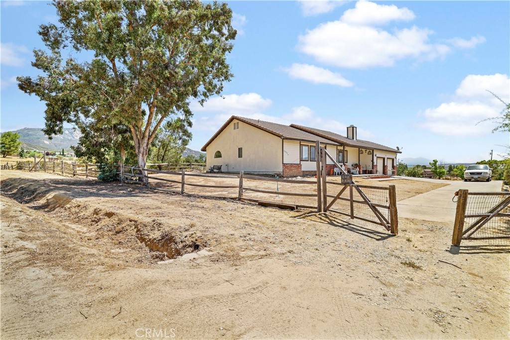 Aguanga, CA 92536,40300 Brook Trails WAY