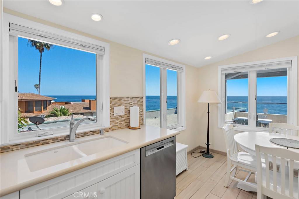 Laguna Beach, CA 92651,1059 Gaviota DR