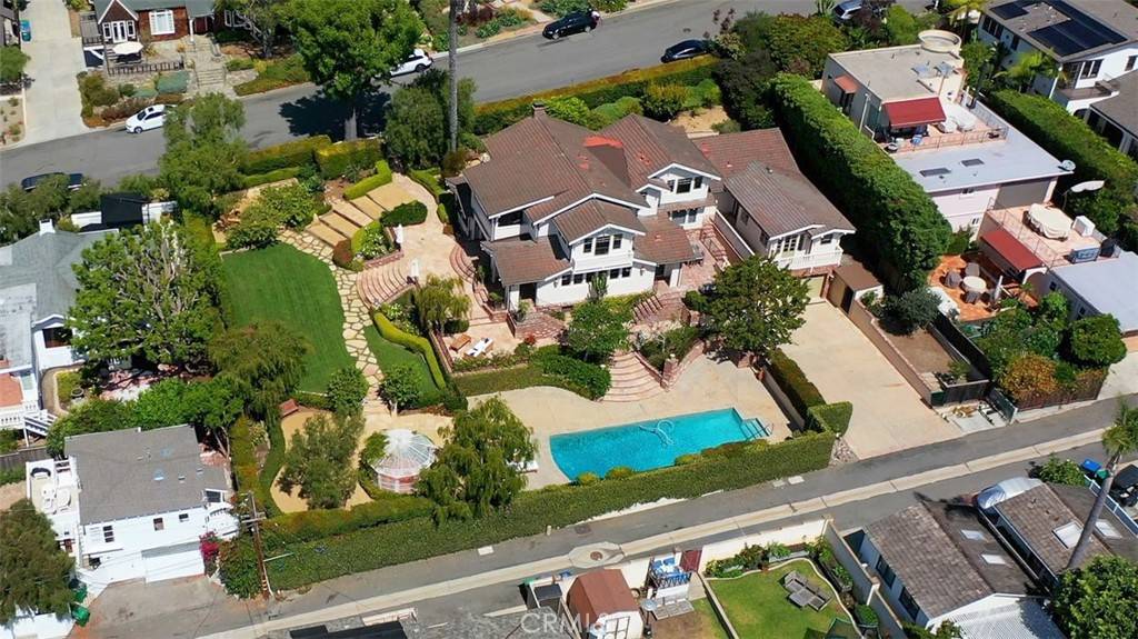 Laguna Beach, CA 92651,451 Hawthorne RD