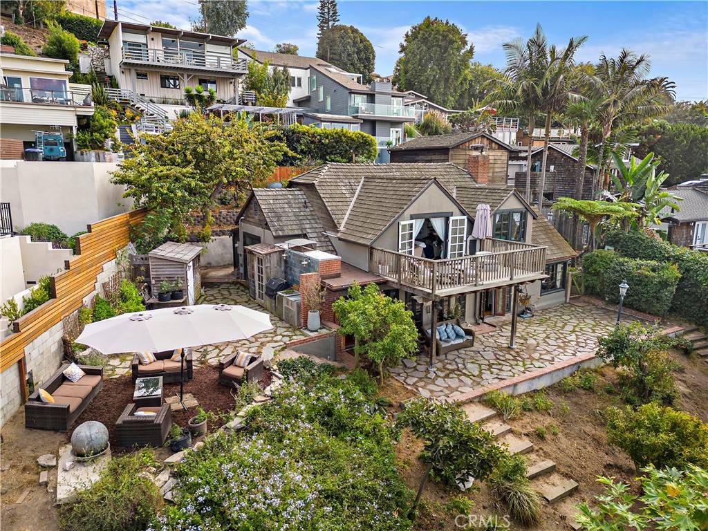 Laguna Beach, CA 92651,1048 Van Dyke DR