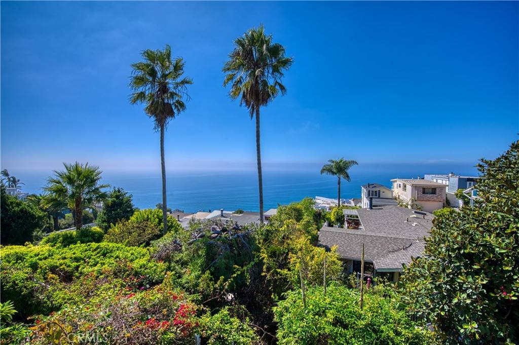 Laguna Beach, CA 92651,865 La Mirada ST