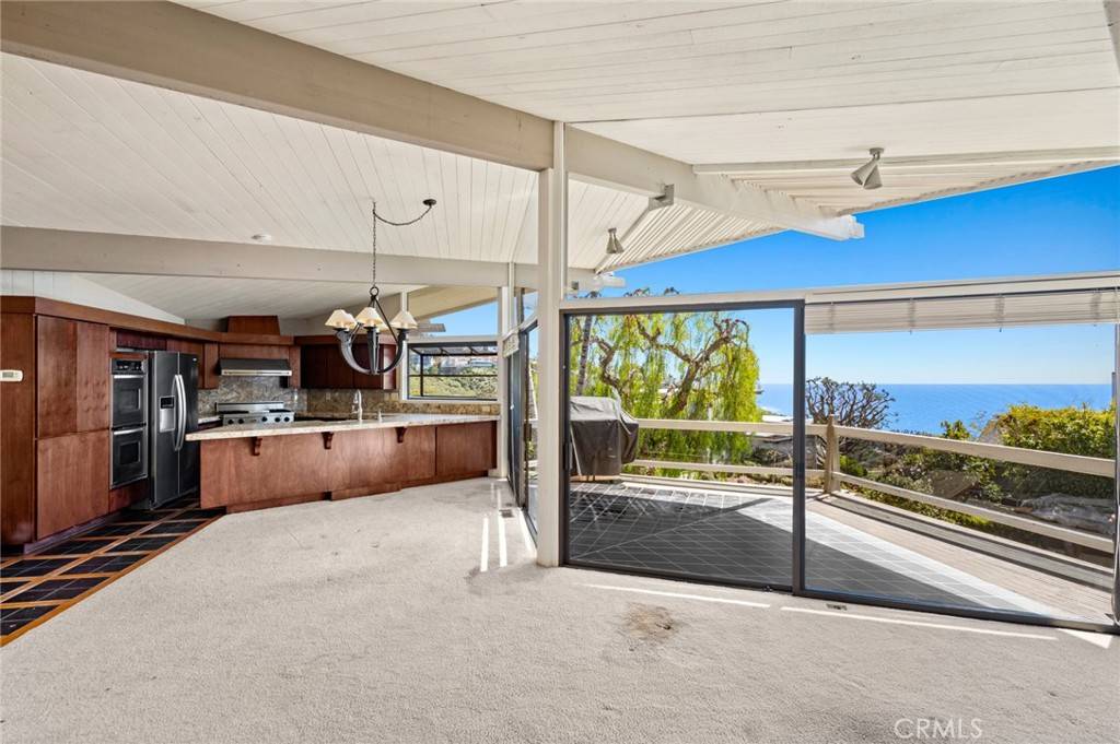 Laguna Beach, CA 92651,2559 Bonita