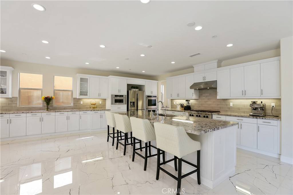 Tustin, CA 92782,296 Barnes RD
