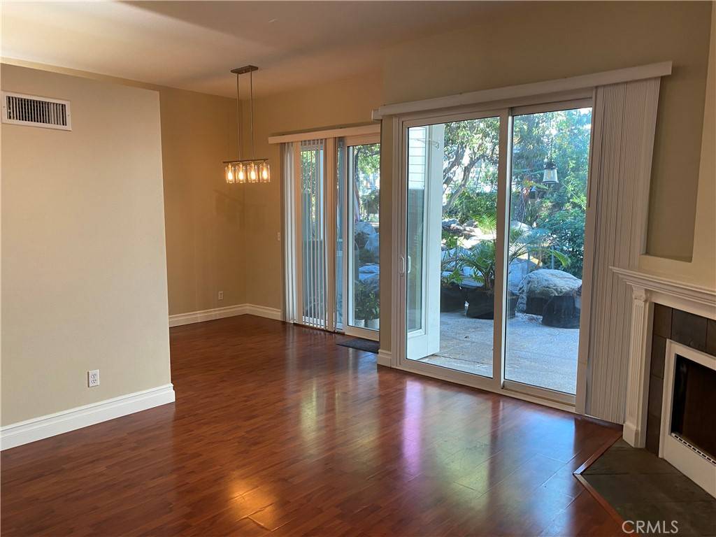 Costa Mesa, CA 92626,784 Wesleyan Bay