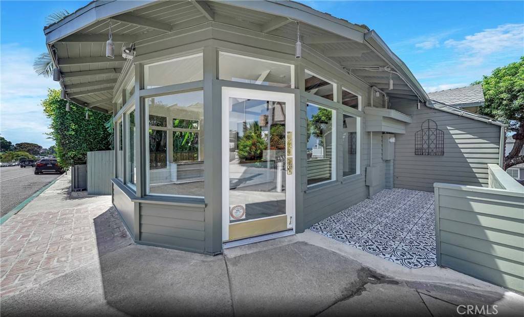 Laguna Beach, CA 92651,31715 S Coast HWY
