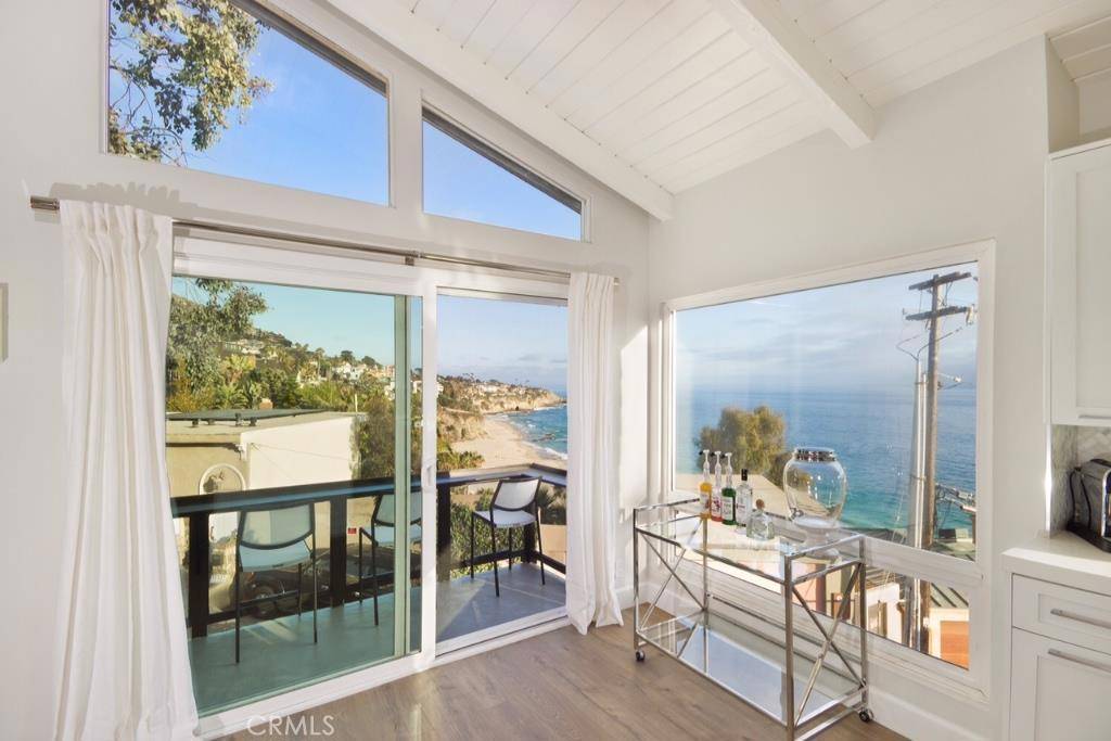 Laguna Beach, CA 92651,31902 Circle DR