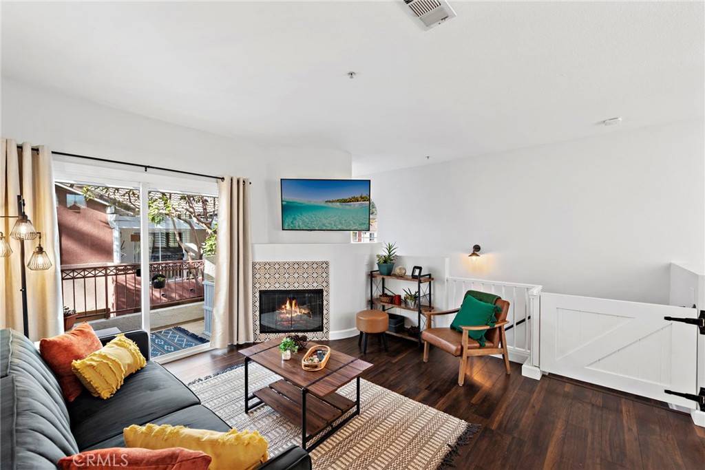 Lake Forest, CA 92610,77 Santa Barbara