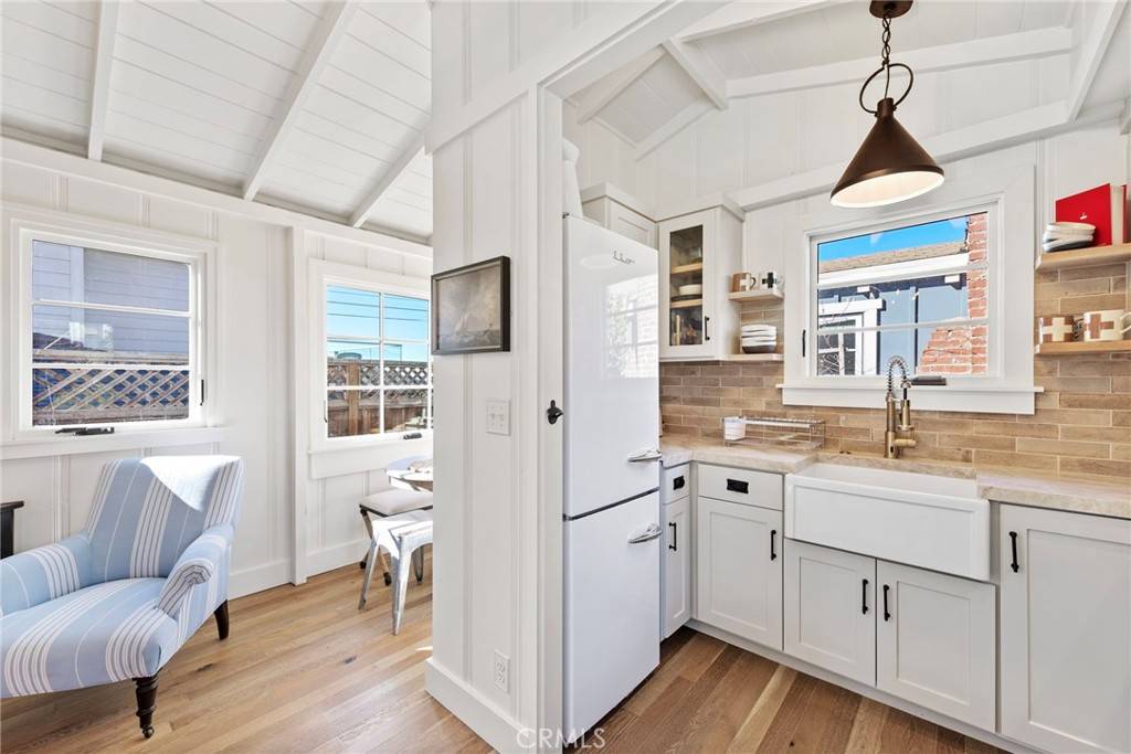 Laguna Beach, CA 92651,235 Cajon ST