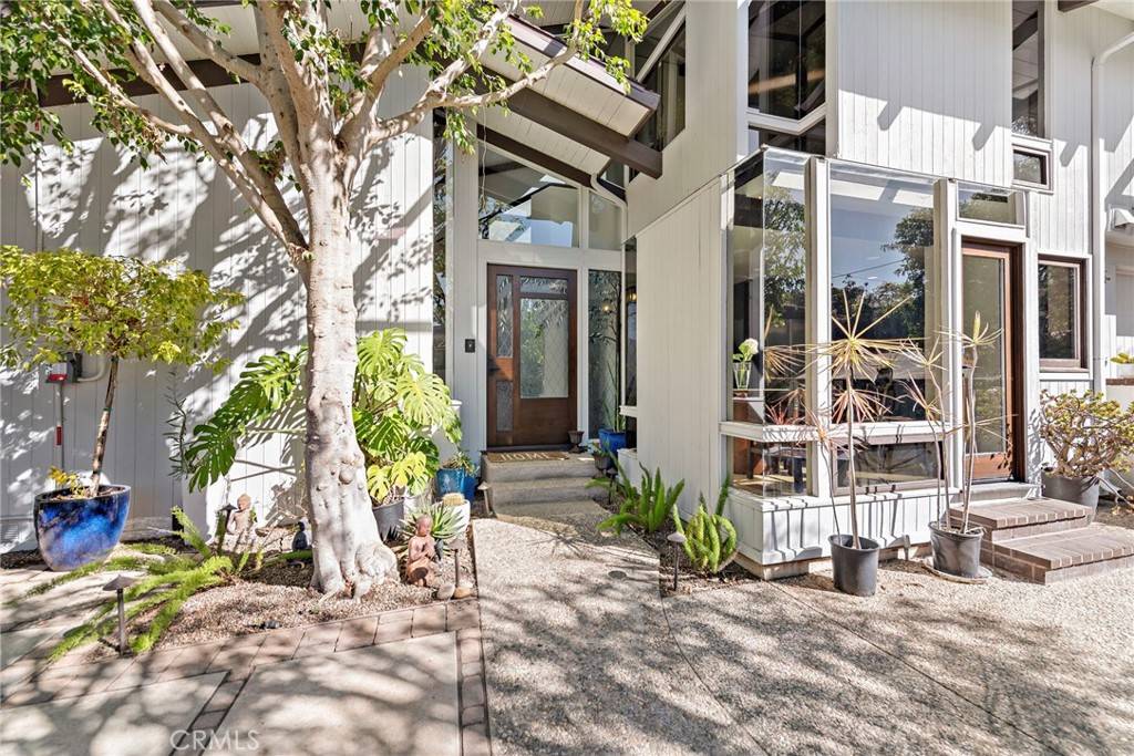 Laguna Beach, CA 92651,605 Agate ST