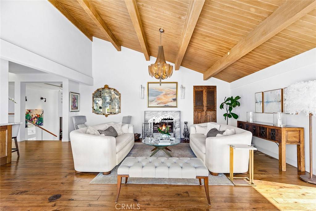 Laguna Beach, CA 92651,1010 Emerald Bay