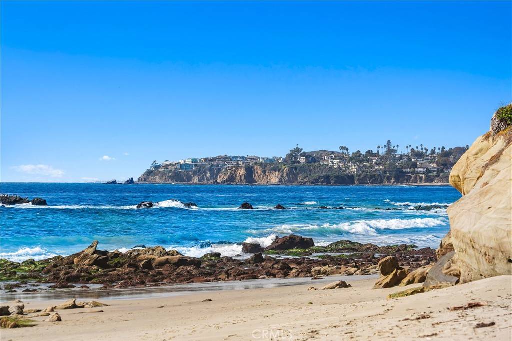 Laguna Beach, CA 92651,1826 S Coast #MAIN