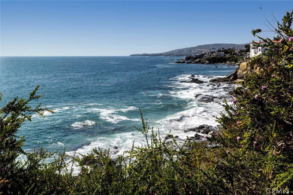 Laguna Beach, CA 92651,2677 Victoria DR