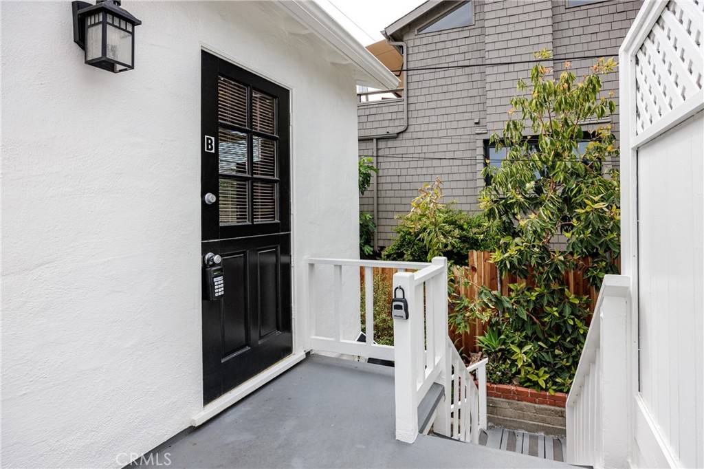 Laguna Beach, CA 92651,361 Cypress DR