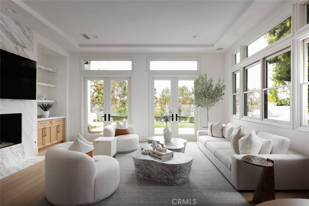 31 Vista Tramonto Newport Coast, CA 92657
