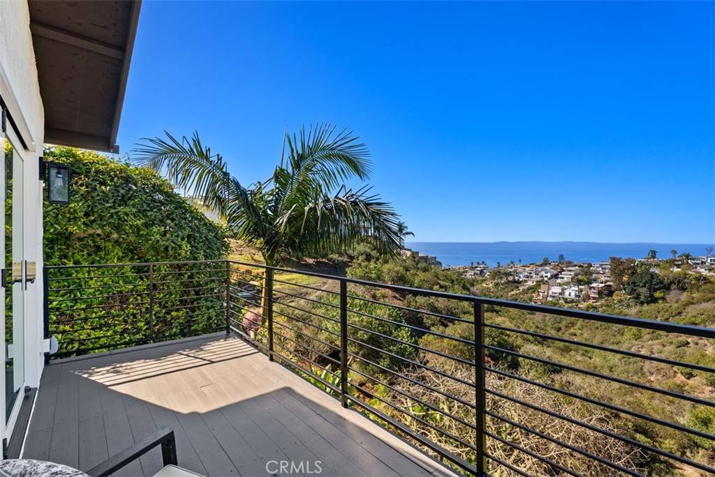 Laguna Beach, CA 92651,1065 Santa Ana ST