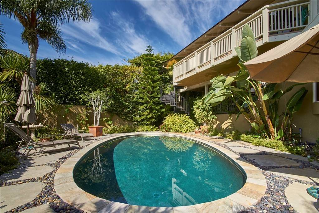 Laguna Beach, CA 92651,570 Allview Terrace #B