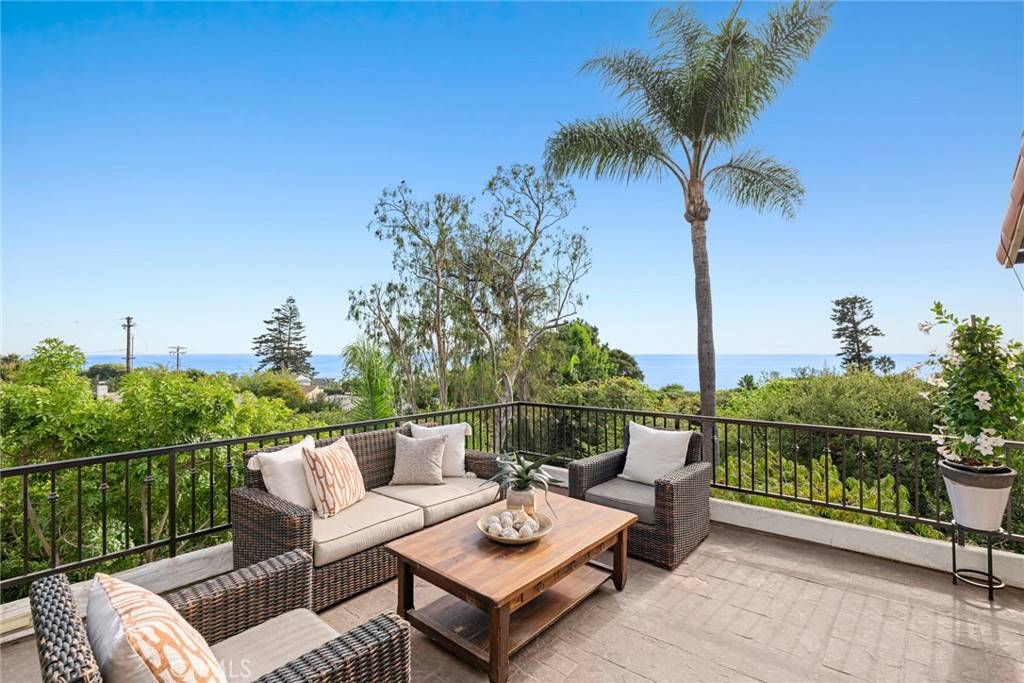 Laguna Beach, CA 92651,31402 Ocean View ST