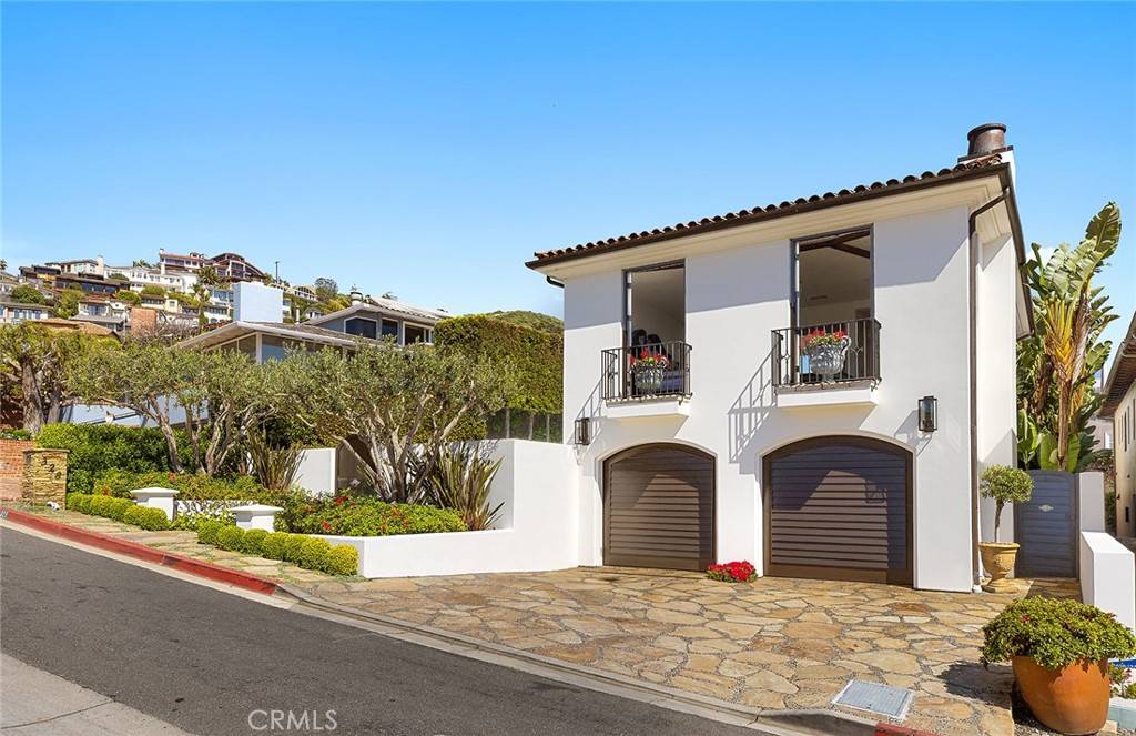 Laguna Beach, CA 92651,328 Emerald Bay