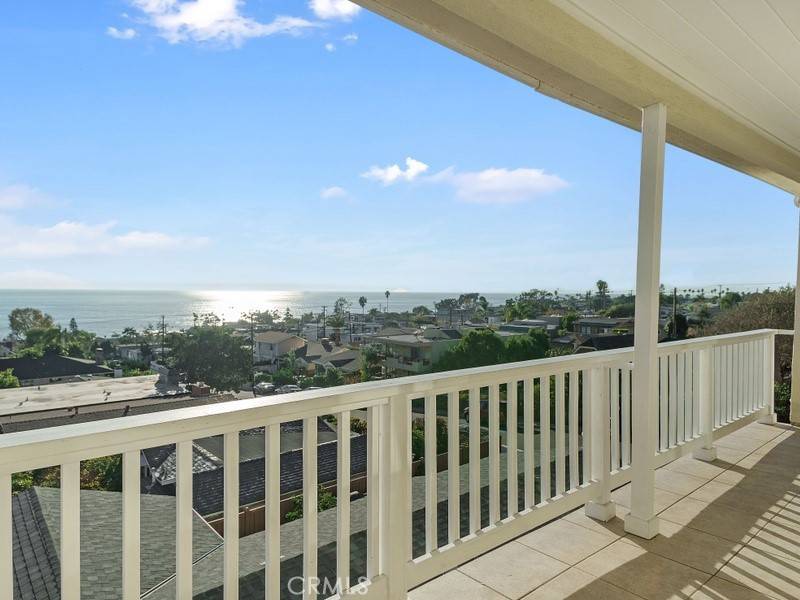 Laguna Beach, CA 92651,289 Wave ST #C
