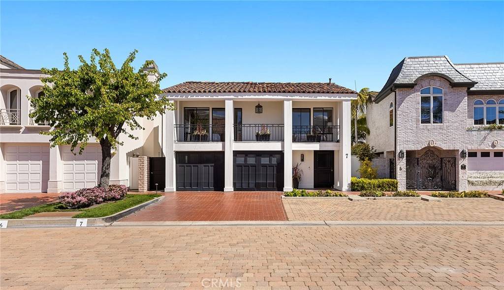 Newport Beach, CA 92660,7 Linda Isle