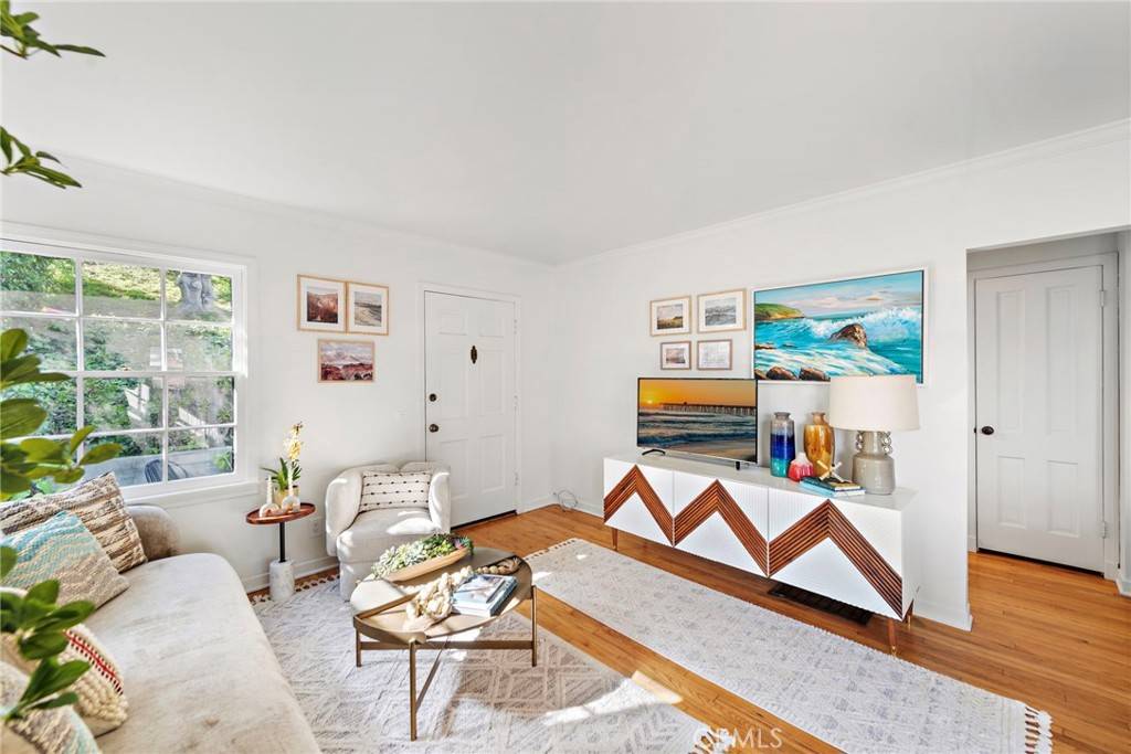 Laguna Beach, CA 92651,189 Lower Cliff DR
