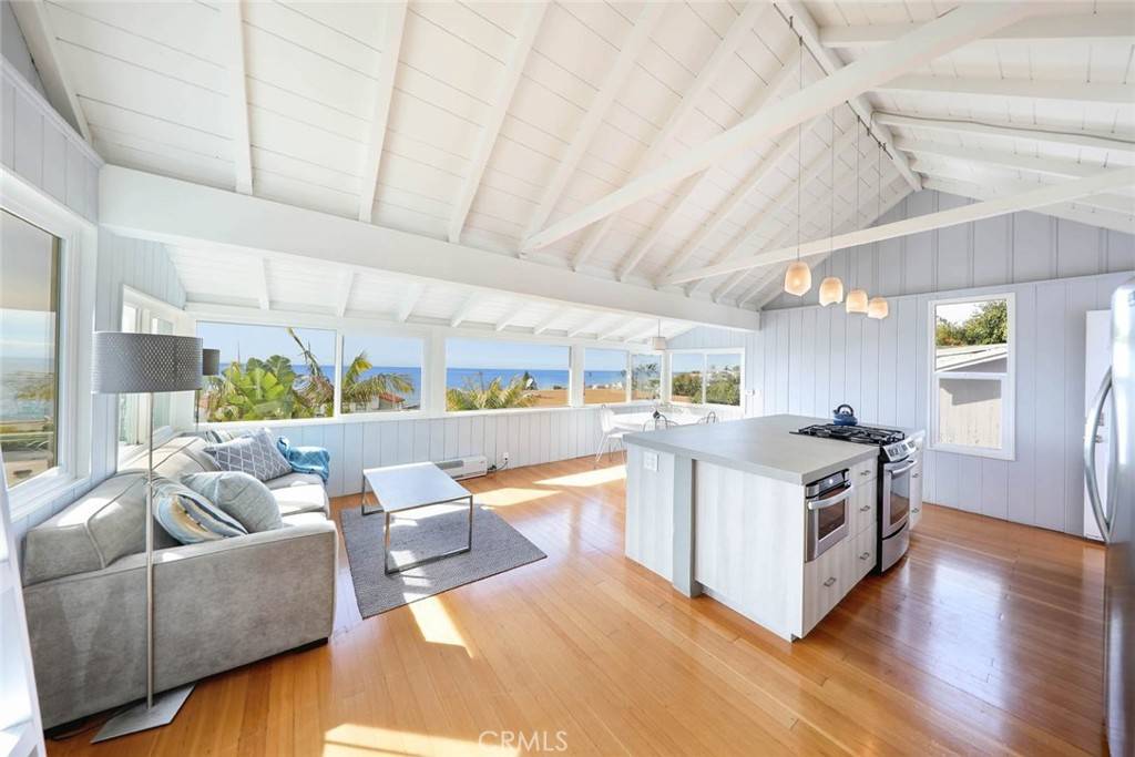 Laguna Beach, CA 92651,2955 Terry RD
