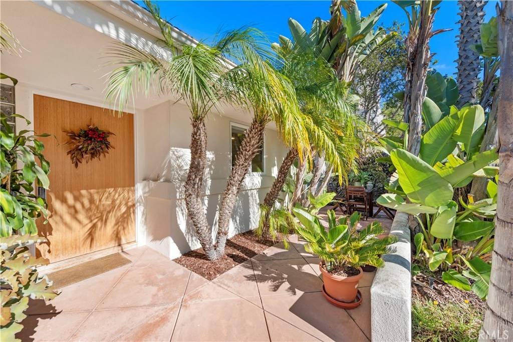 Laguna Beach, CA 92651,1415 Skyline Drive