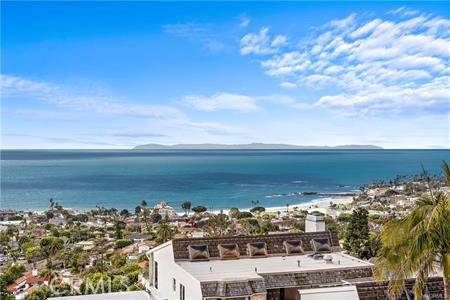 Laguna Beach, CA 92651,1060 Skyline DR