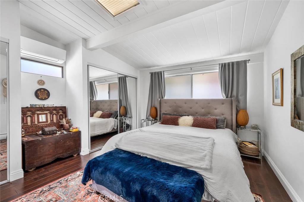 Laguna Beach, CA 92651,358 Bluebird Canyon DR