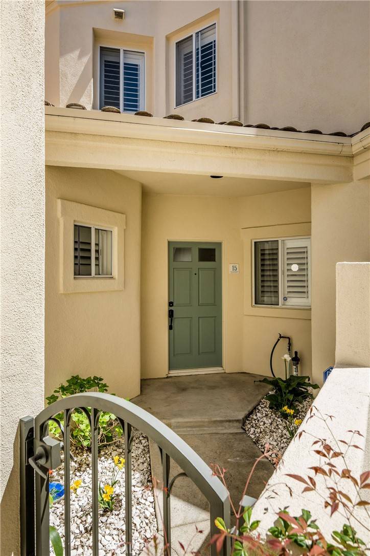Laguna Niguel, CA 92677,15 FLEURANCE ST