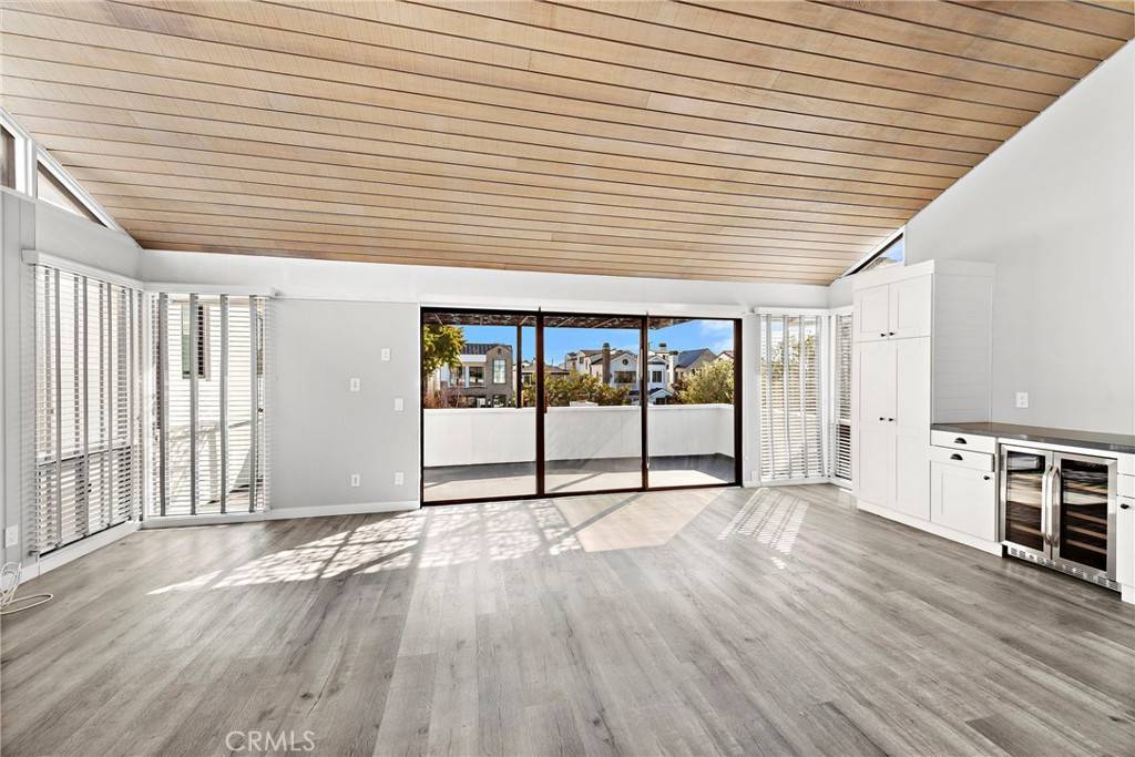Corona Del Mar, CA 92625,421 Orchid #B