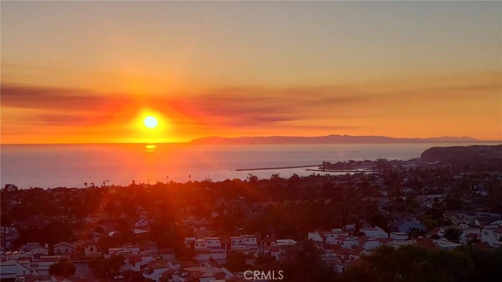 San Clemente, CA 92673,3 Via Pasa