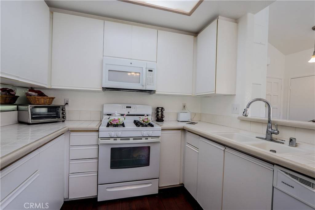 Aliso Viejo, CA 92656,71 Sandpiper Lane