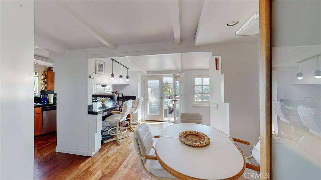 Laguna Beach, CA 92651,274 3 Diamond ST